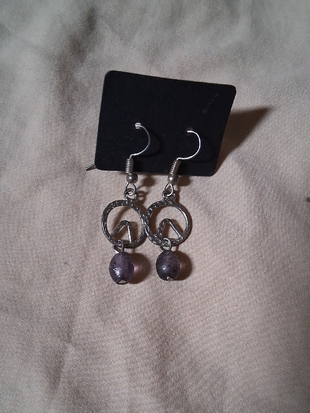 SILVER  AMYTHIST EARRINGS